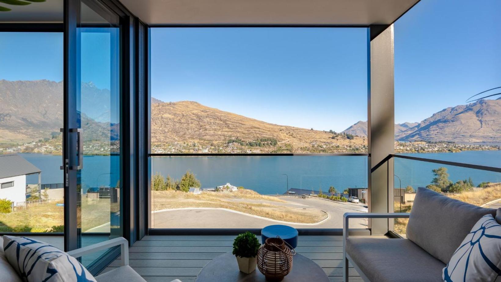 The Tiers- Hot Tub- Ac- Bbq- Free Parking Villa Queenstown Exterior foto